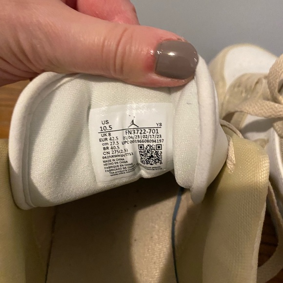 Nike Air Jordan’s - Picture 4 of 6